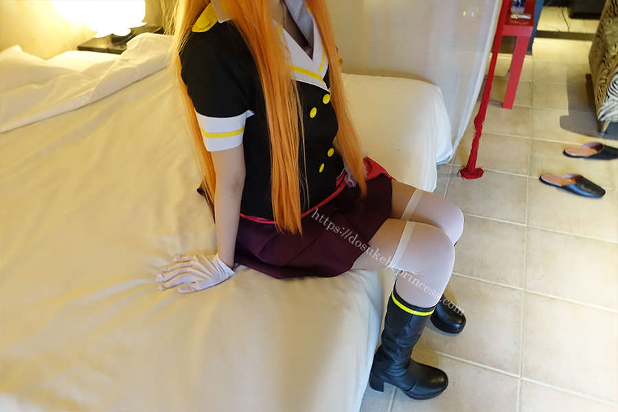 ラブライブ！優木あんじゅのコスプレでポーズをとるコスプレイヤー