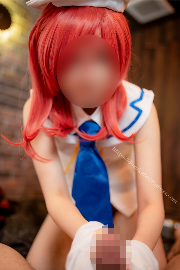 ラブライブ！西木野真姫のコスプレで男のチンコをいじるコスプレイヤー