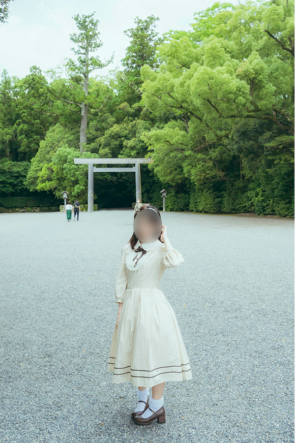 伊勢市駅から伊勢神宮外宮に向かう