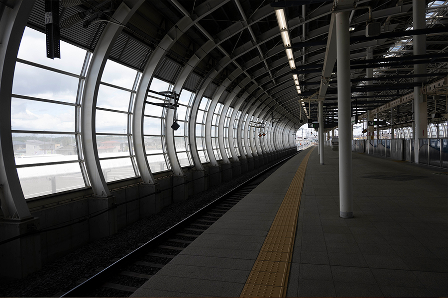 八戸駅の新幹線ホーム