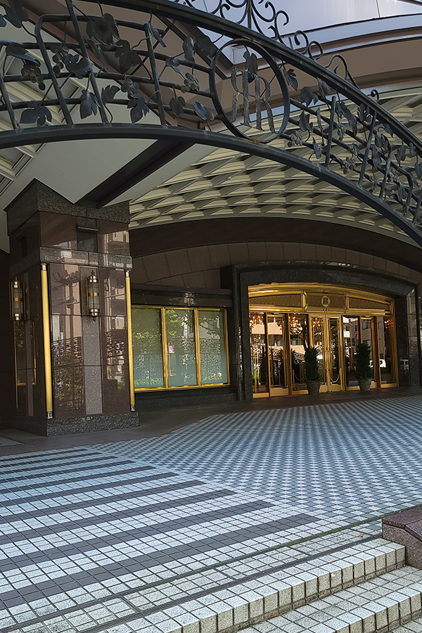 リーガロイヤルホテル東京の外観