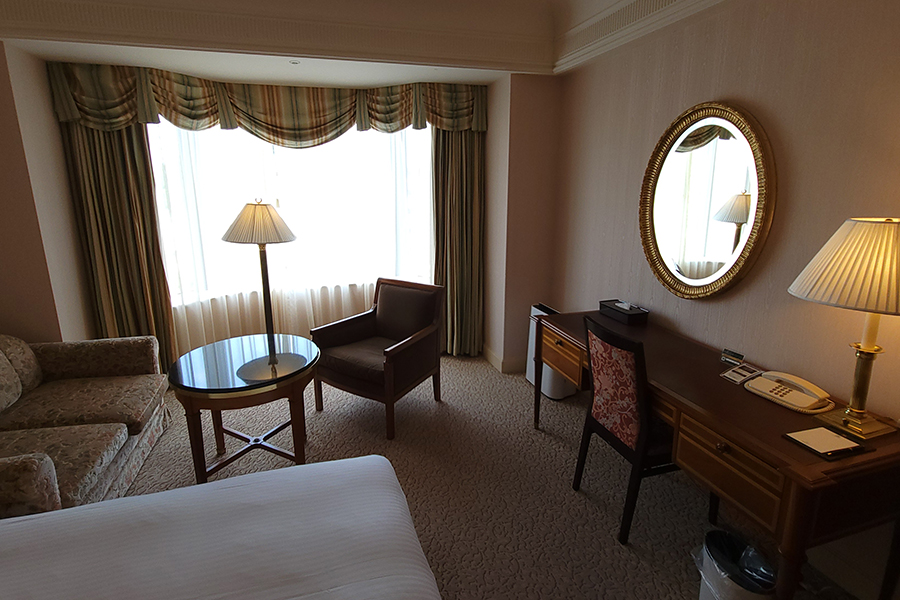 リーガロイヤルホテル東京の客室内