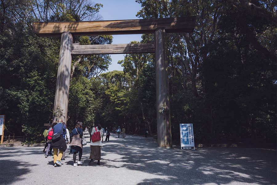 熱田神宮の鳥居