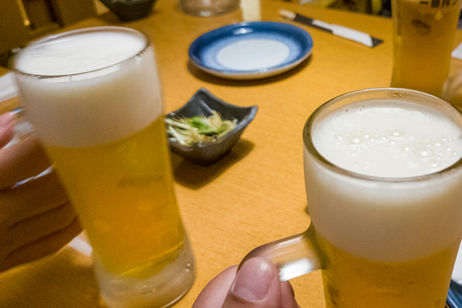 ビールで打ち上げ