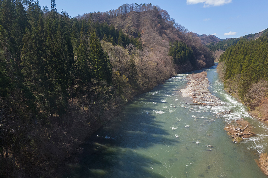 秋田内陸縦貫鉄道の車窓から見える風景