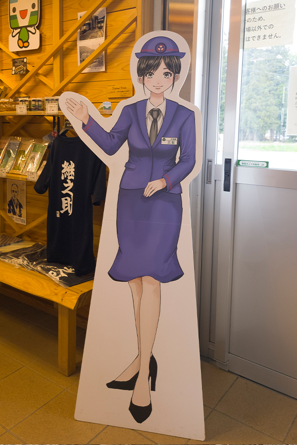 只見駅の物販コーナー