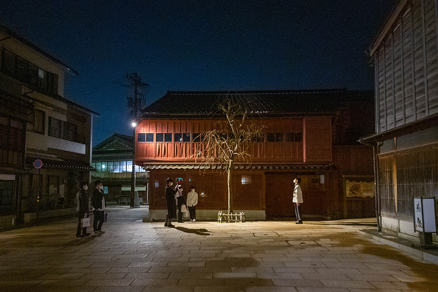 夜の東茶屋街